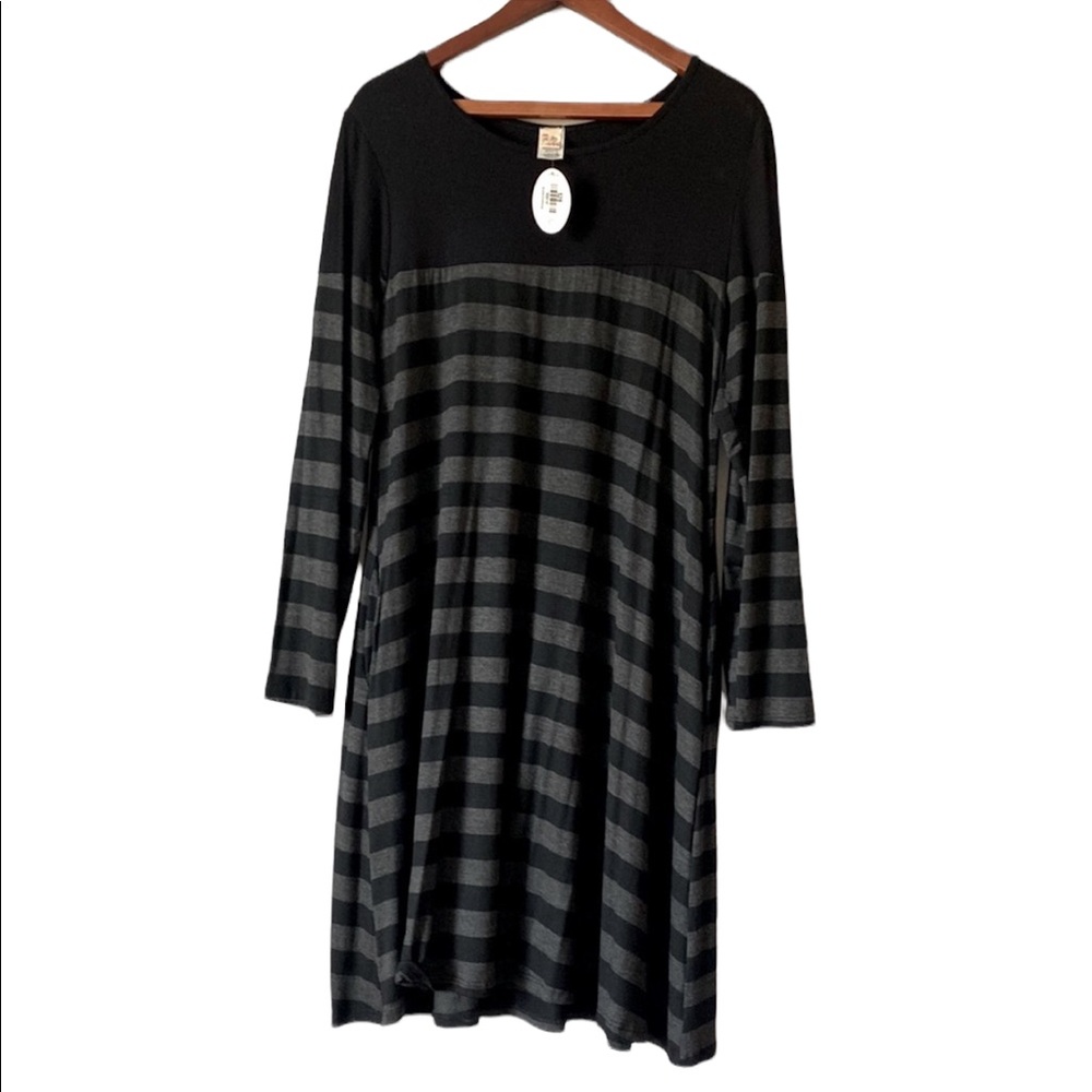 7th Ray Women’s Black and Gray Striped Long Sleeve Dress